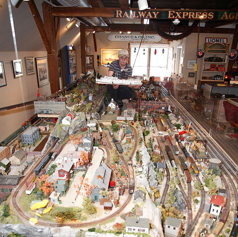 23rd Annual Holiday Model Train Show Experience Essex, CT